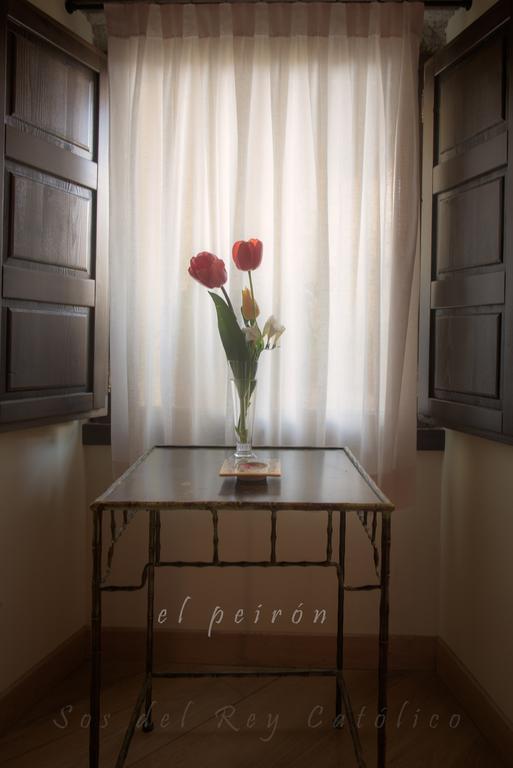 El Peiron Hotel Sos del Rey Católico Kültér fotó