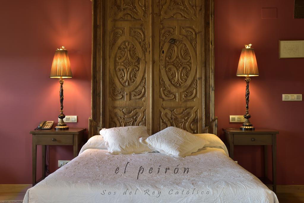 El Peiron Hotel Sos del Rey Católico Kültér fotó