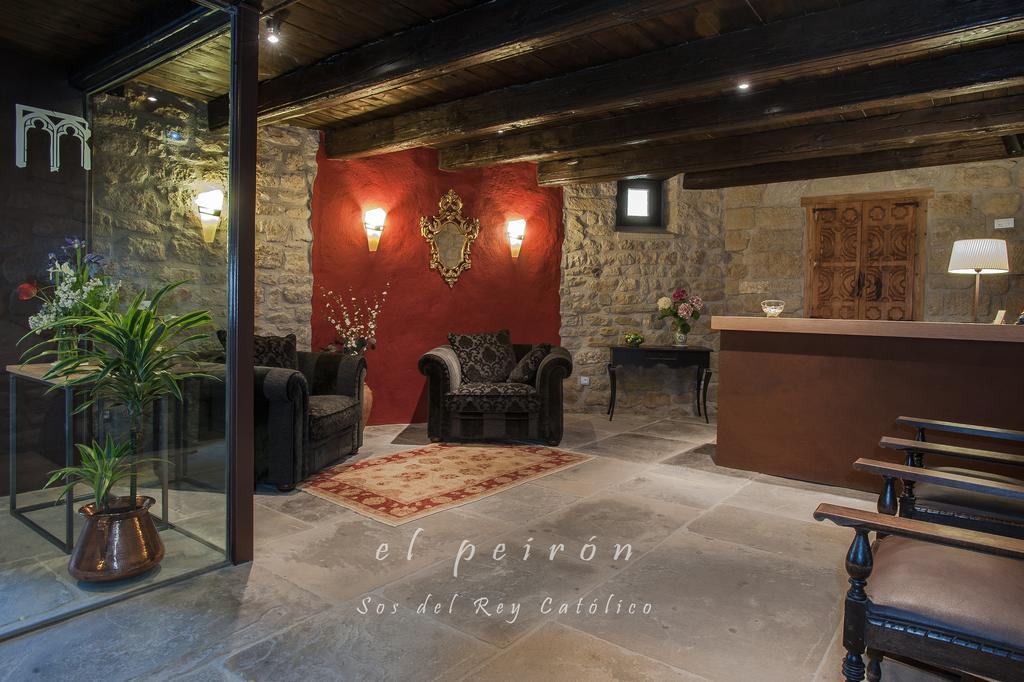 El Peiron Hotel Sos del Rey Católico Kültér fotó