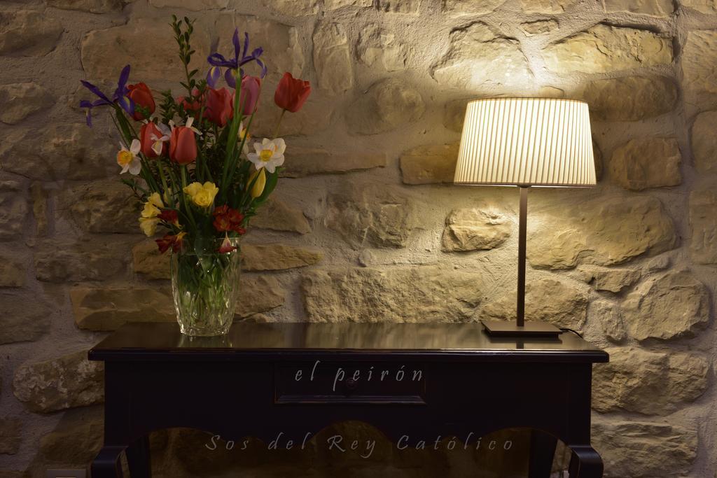 El Peiron Hotel Sos del Rey Católico Kültér fotó