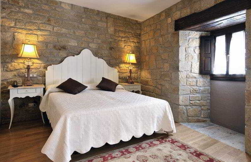 El Peiron Hotel Sos del Rey Católico Szoba fotó