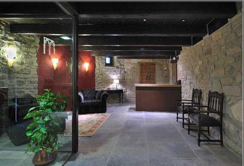 El Peiron Hotel Sos del Rey Católico Beltér fotó